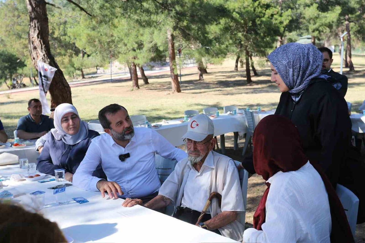 GÜRSU BELEDİYESİ’NİN, AİLE VE SOSYAL POLİTİKALAR BAKANLIĞI İLE ORTAKLAŞA YÜRÜTTÜĞÜ YUVAMDA SAĞLIK...