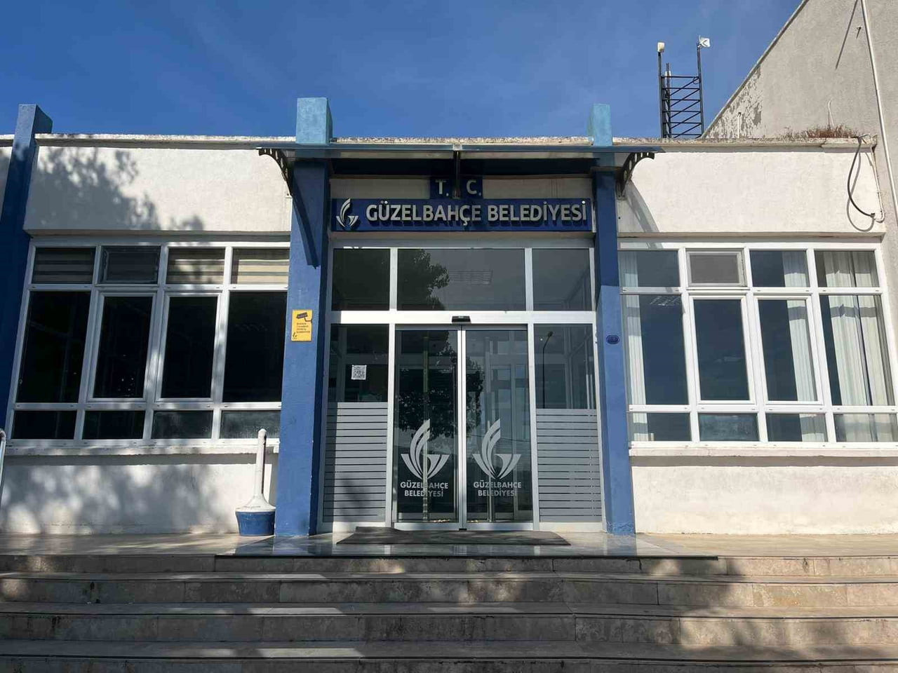 GÜZELBAHÇE BELEDİYESİNE YÖNELİK OPERASYONDA BAŞKAN MUSTAFA GÜNAY DAHİL 5 ŞÜPHELİ GÖZALTINA...