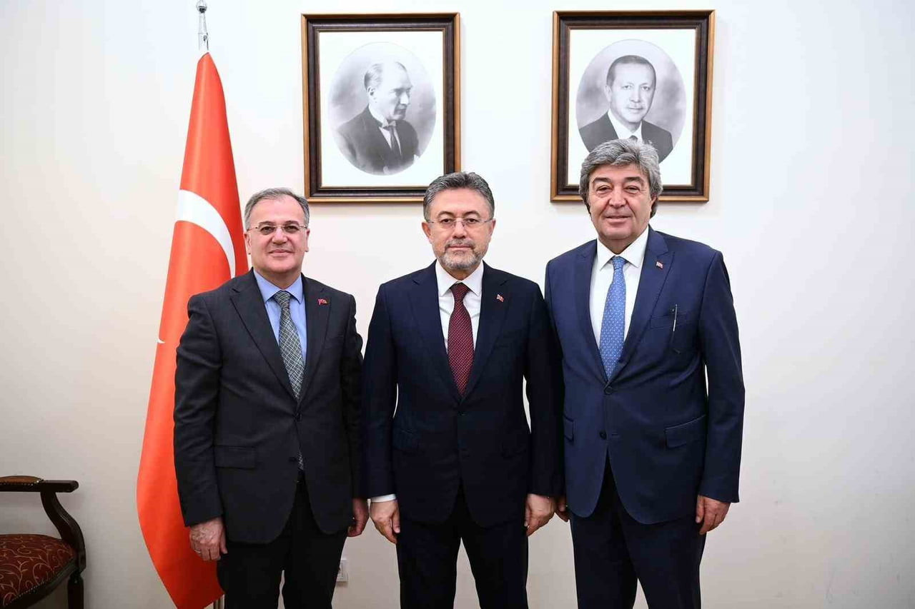 HACILAR BELEDİYE BAŞKANI BİLAL ÖZDOĞAN, GÖREVE GELİŞİNİN İKİNCİ YILDÖNÜMÜNDE ANKARA’DA ÖNEMLİ...