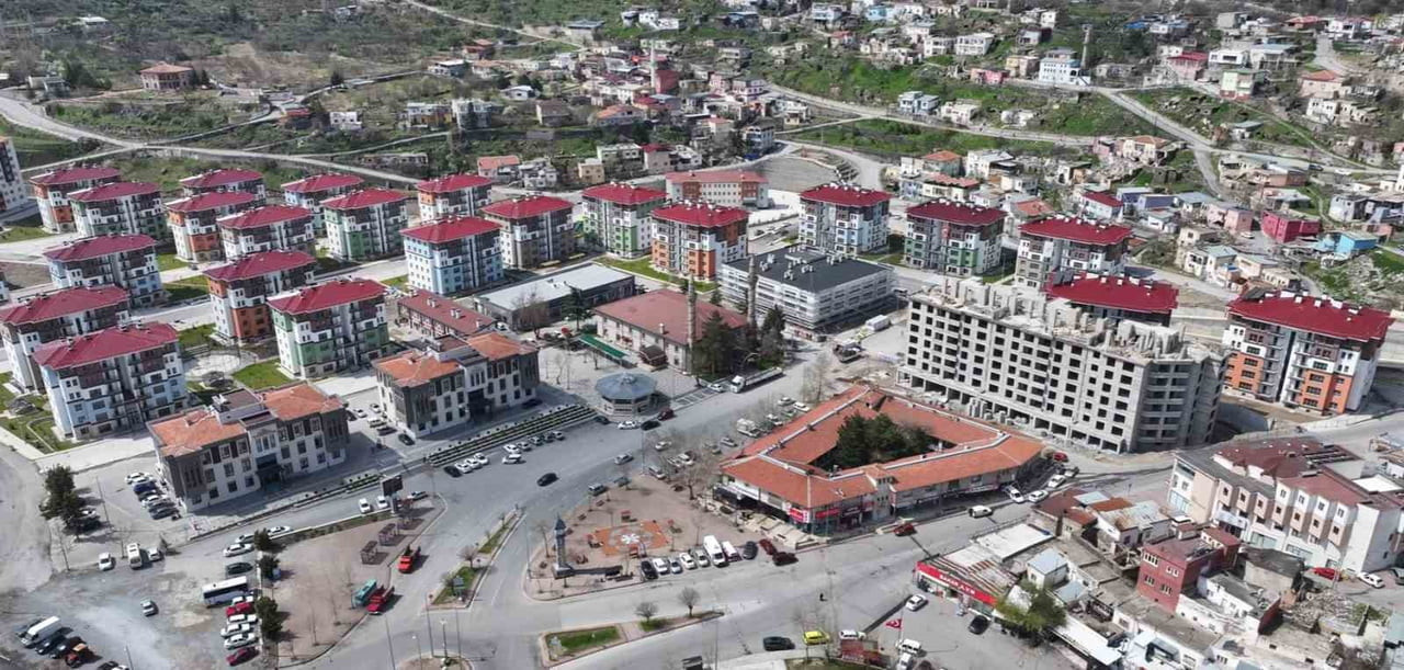 HACILAR BELEDİYE BAŞKANI BİLAL ÖZDOĞAN; İLÇEDE 3. ETAP KENTSEL DÖNÜŞÜM ÇALIŞMALARININ ARALIKSIZ...