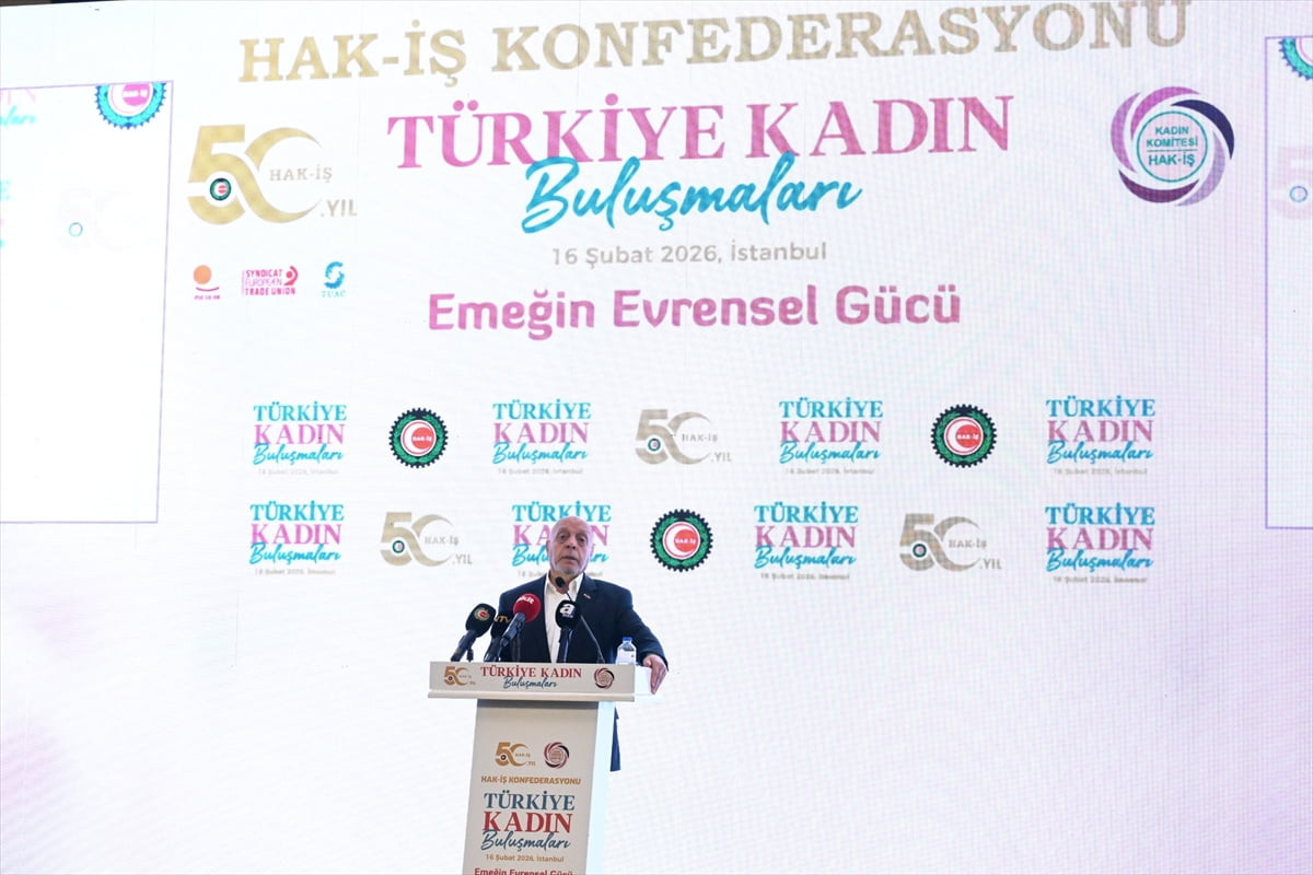 HAK-İŞ Konfederasyonunun 50. yıl etkinlikleri kapsamındaki "HAK-İŞ Türkiye Kadın Buluşmaları'nın...