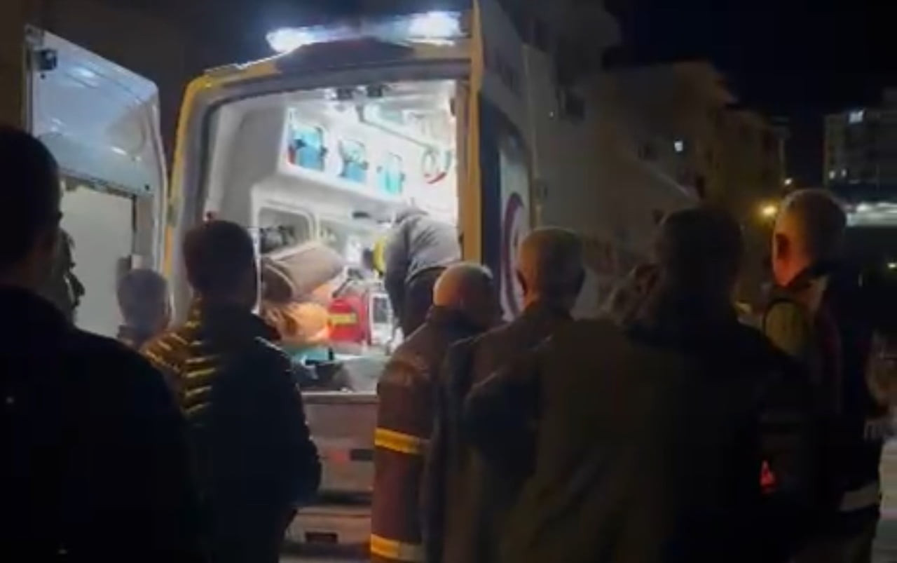 HAKKARİ’NİN YÜKSEKOVA İLÇESİNDE ALZHEİMER HASTASI OLDUĞU ÖĞRENİLEN 56 YAŞINDAKİ AYFER KIZILDOĞAN...