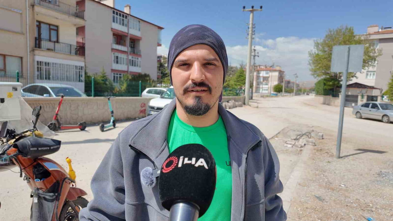 HALİL ŞEKER, "YOLDA BİR BUZDOLABI KUTUSU GÖRDÜM. İLK BAŞTA BOŞ ZANNETTİM. TABİİ DOLU OLACAĞINI HİÇ...