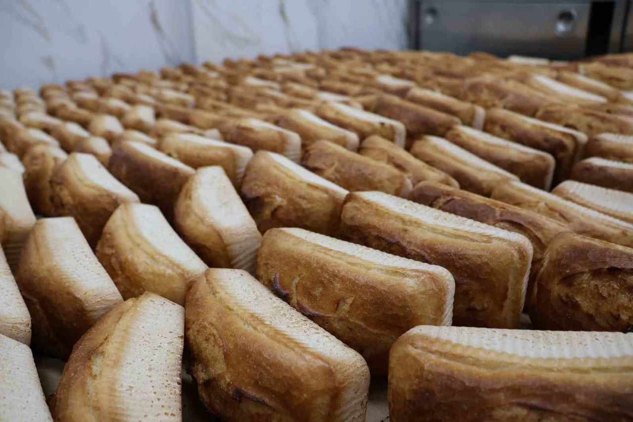 HALİLİYE’DE GLUTENSİZ EKMEK FIRINI BİNLERCE VATANDAŞIN İHTİYACINA YANIT VERİYOR