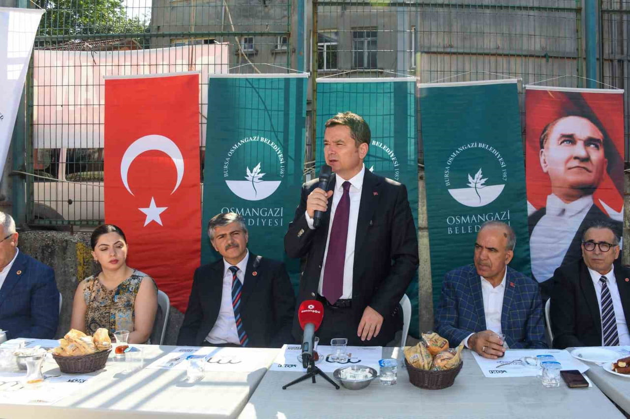 HALKLA İÇ İÇE BİR YÖNETİM ANLAYIŞI BENİMSEYEN OSMANGAZİ BELEDİYE BAŞKANI ERKAN AYDIN, ALACAHIRKA...