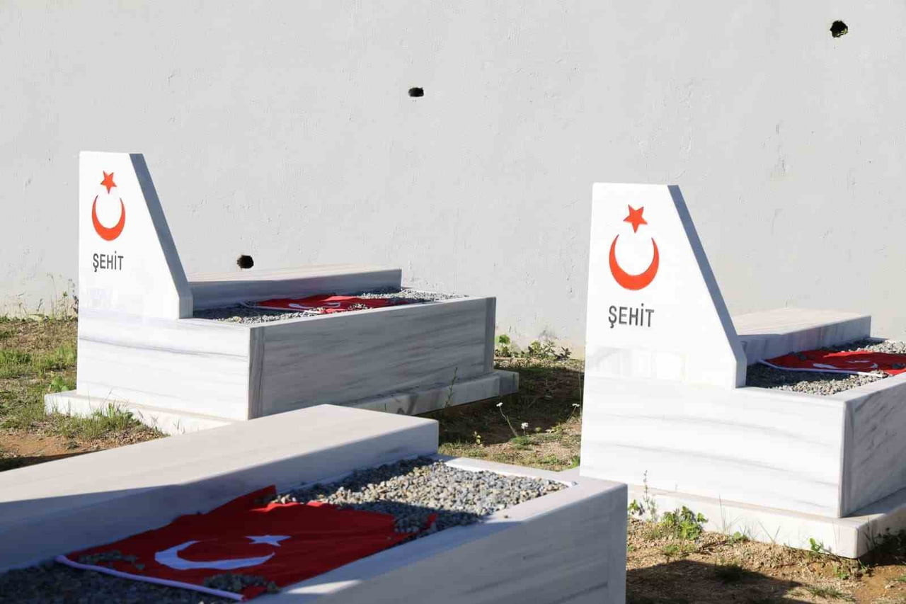 HARMANTEPE ŞEHİTLERİ İÇİN DÜZENLENEN 110. YIL ANMA PROGRAMINA KATILAN TRABZON BÜYÜKŞEHİR BELEDİYE...