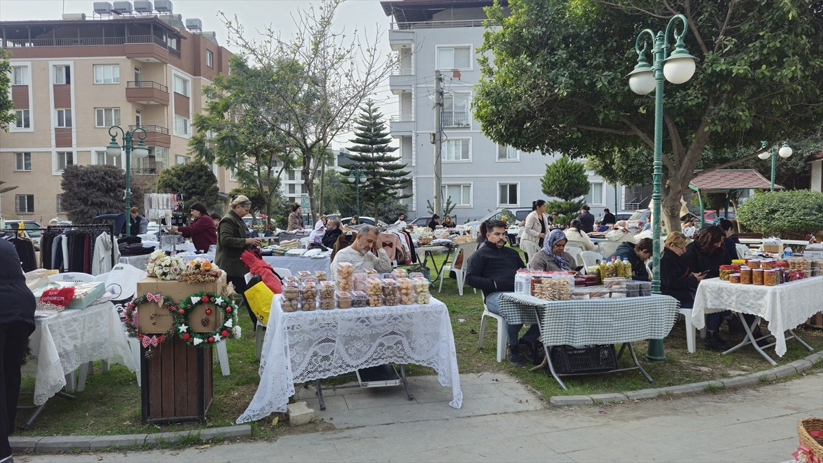 Hatay'da 6 Şubat 2023'teki depremlerden etkilenen kadın girişimcilerin ürettiği ürünlerin...