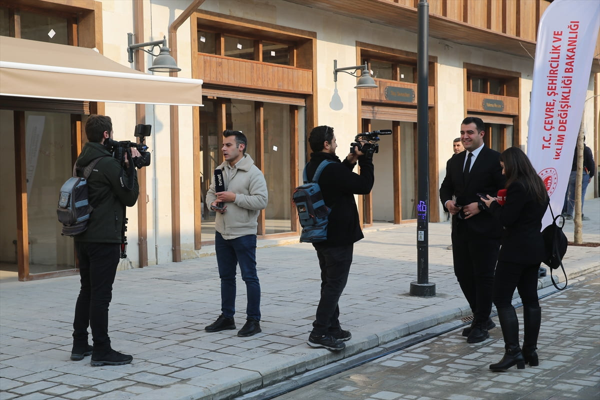 Hatay'da Çevre, Şehircilik ve İklim Değişikliği Bakanlığı koordinasyonunda düzenlenen saha...