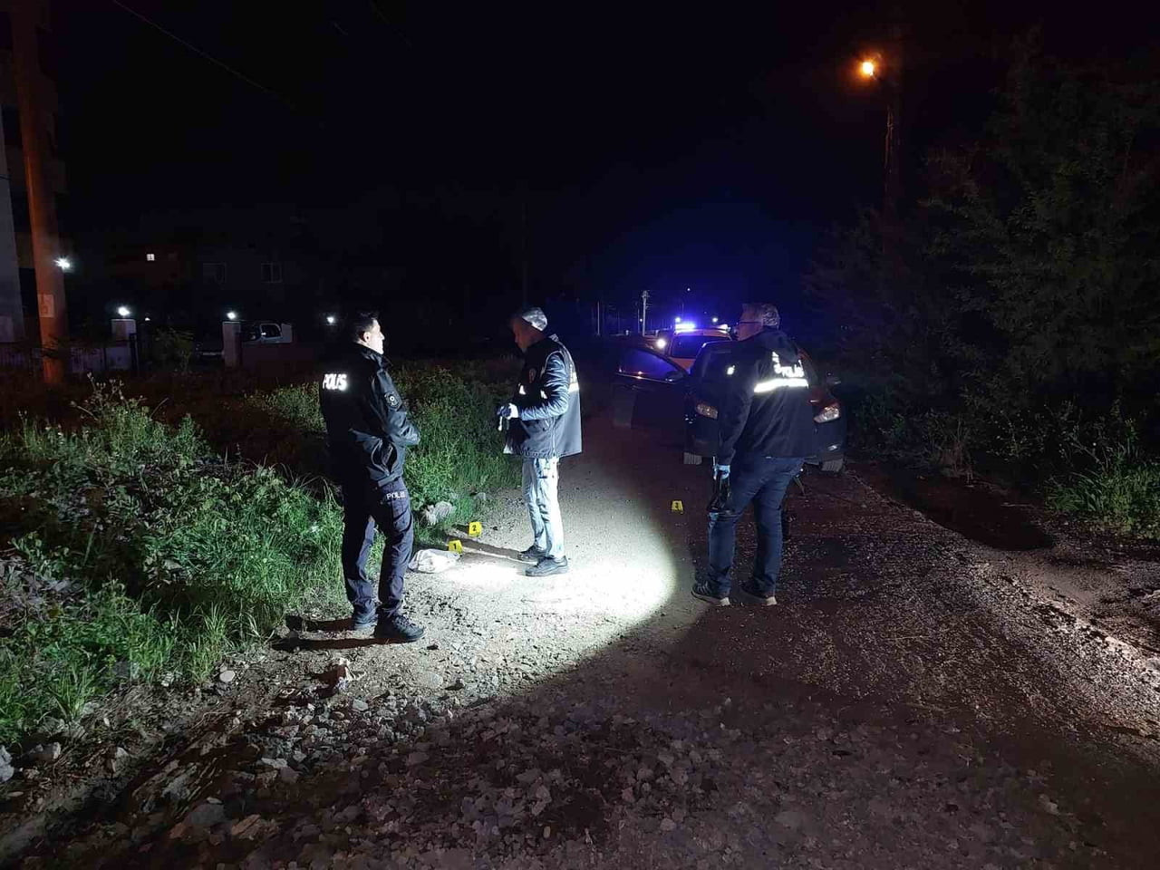 HATAY'DA GEÇMİŞTE ARALARINDA CEP TELEFONU ALIŞVERİŞİ OLAN ŞAHISLAR ARASINDA 24 BİN TL İÇİN YAŞANAN...