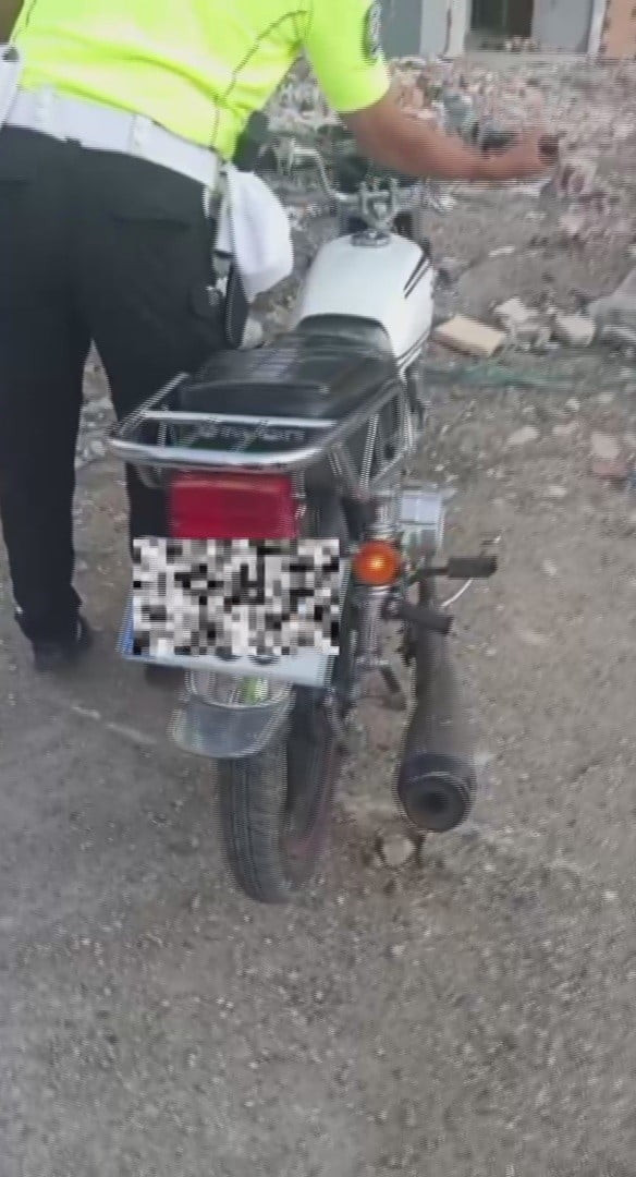 HATAY'DA SON BİR HAFTADA 9 ABARTI EGZOZLU MOTOSİKLETLİYE ÇEŞİTLİ MADDELERDEN TOPLAMDA 1 MİLYON 350...