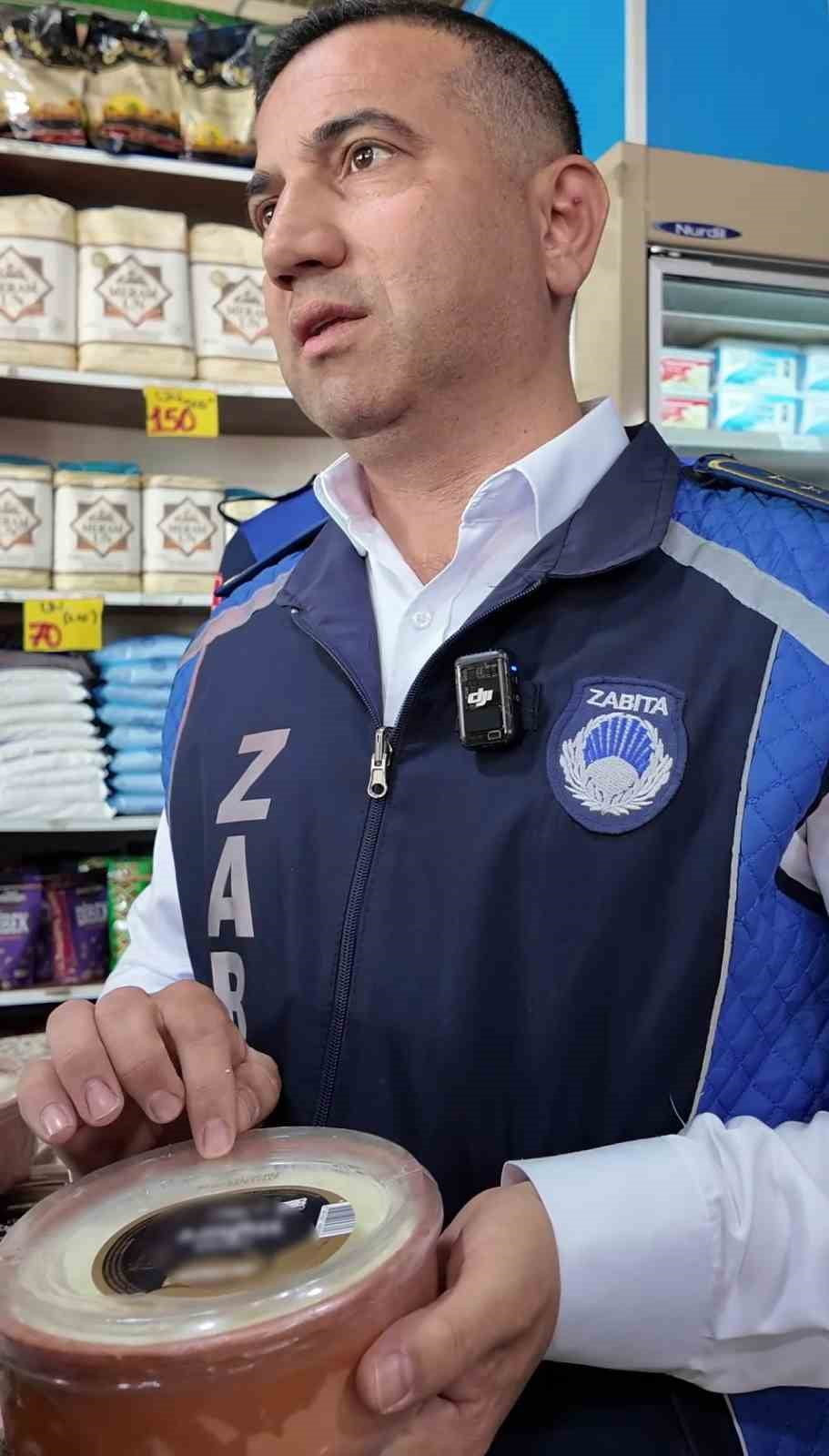 HATAY'DA ZABITA EKİPLERİ SON KULLANIM TARİHİ DENETİMLERİ GERÇEKLEŞTİRDİ