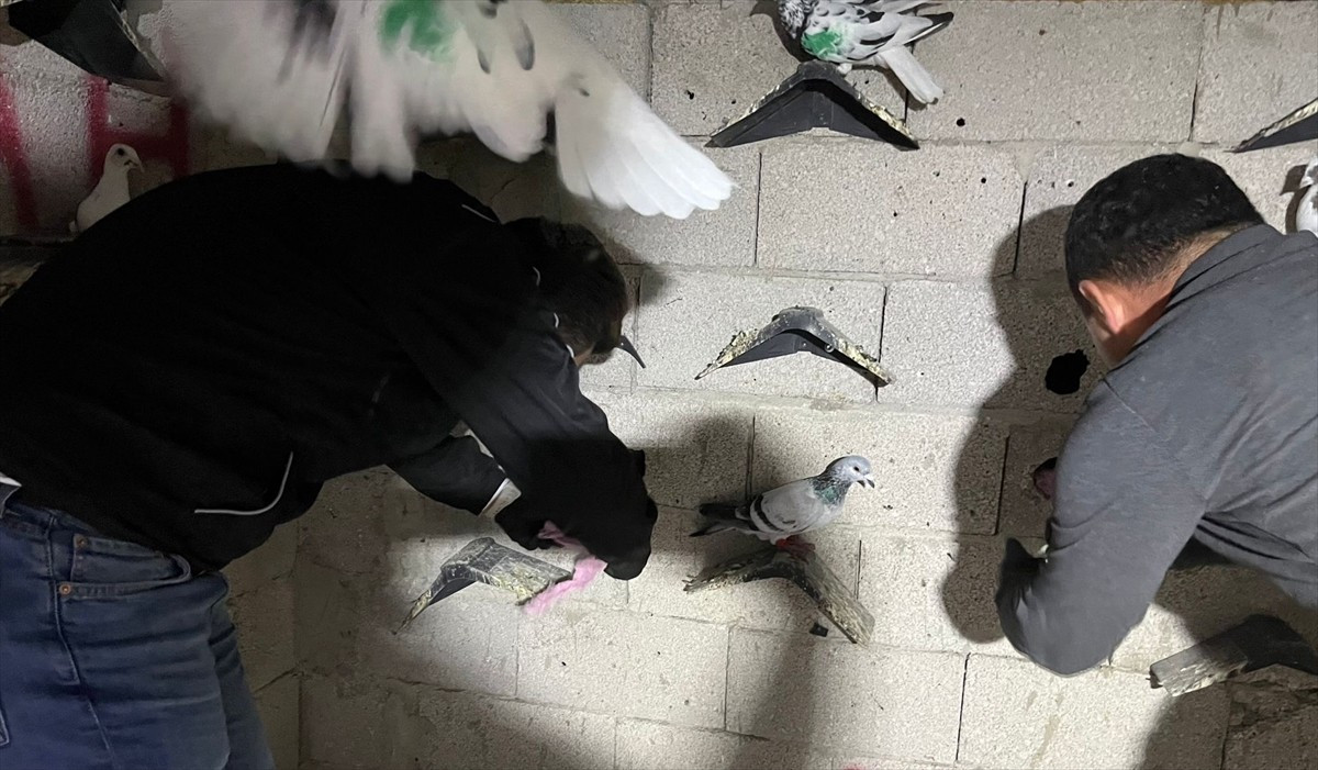 Hatay'ın İskenderun ilçesinde 2 kilo 600 gram sentetik uyuşturucu ve ruhsatsız tabanca ele...