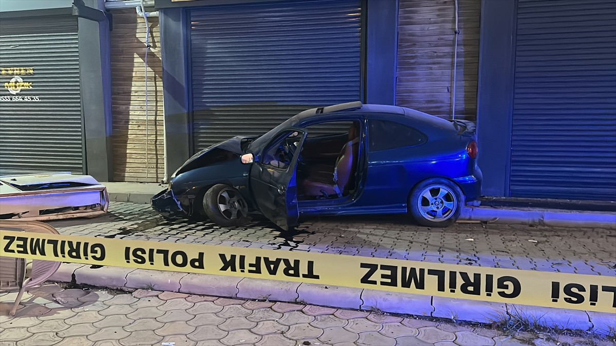 Hatay'ın İskenderun ilçesinde otomobilin çarptığı yaya yaşamını yitirdi, sürücü...