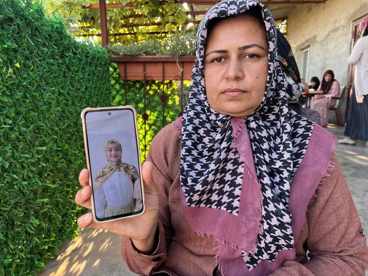 HATAY'IN KUMLU İLÇESİNDE MEKTUP BIRAKARAK EVDEN AYRILAN 16 YAŞINDAKİ HACER DADICI'DAN AİLESİ 4...