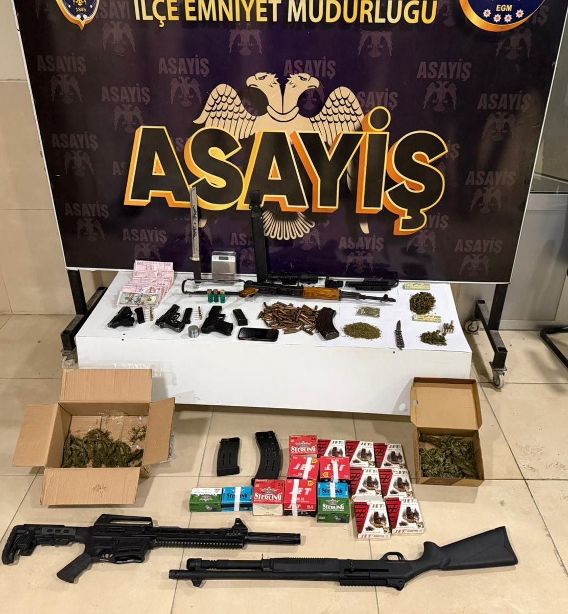 Hatay'ın Samandağ ilçesinde 17 yaşındaki kızın tabancayla vurularak ağır yaralanmasına ilişkin...