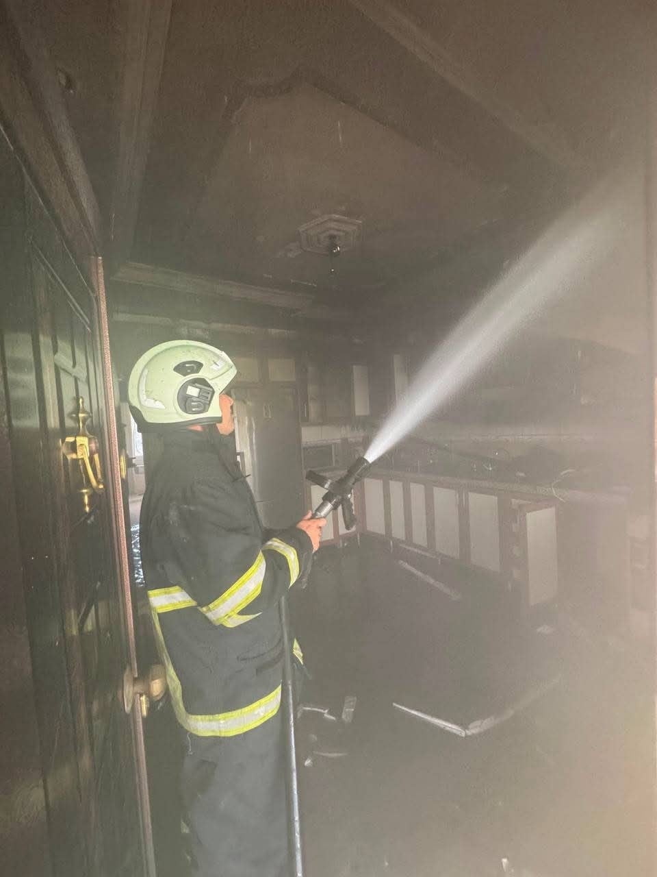 HATAY’IN ARSUZ İLÇESİNDE EVDE ÇIKAN YANGIN KISA SÜREDE KONTROL ALTINA ALINDI
