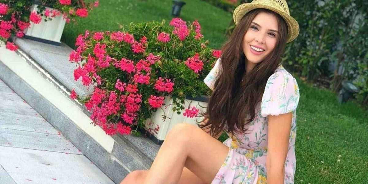 Hatice Şendil İyilik Dizisi