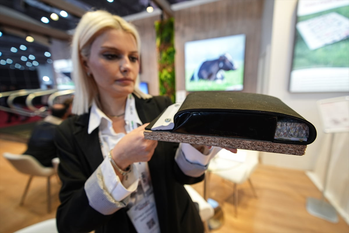 Hayvancılık sektöründe büyükbaş hayvan sağlığının korunması çalışmaları kapsamında akıllı sünger...