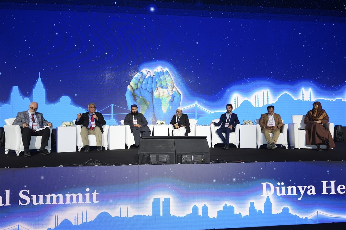 Helal ekosistemini global ölçekte bir araya getiren ve bu anlamda dünyanın önemli organizasyonları...