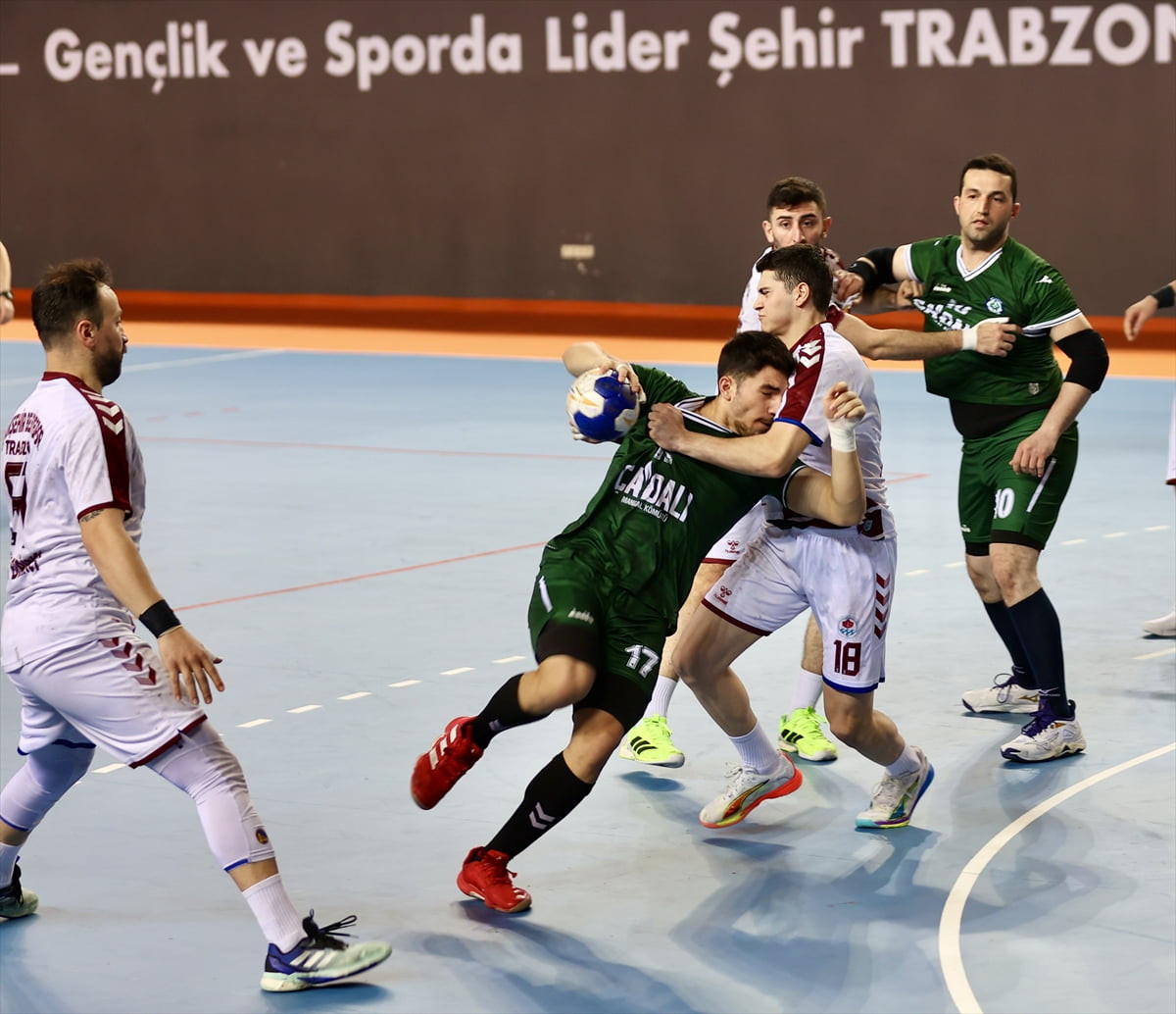 Hentbol Ardventure Erkekler Süper Lig'in 24. haftasında Trabzon Büyükşehir Belediyespor, sahasında...