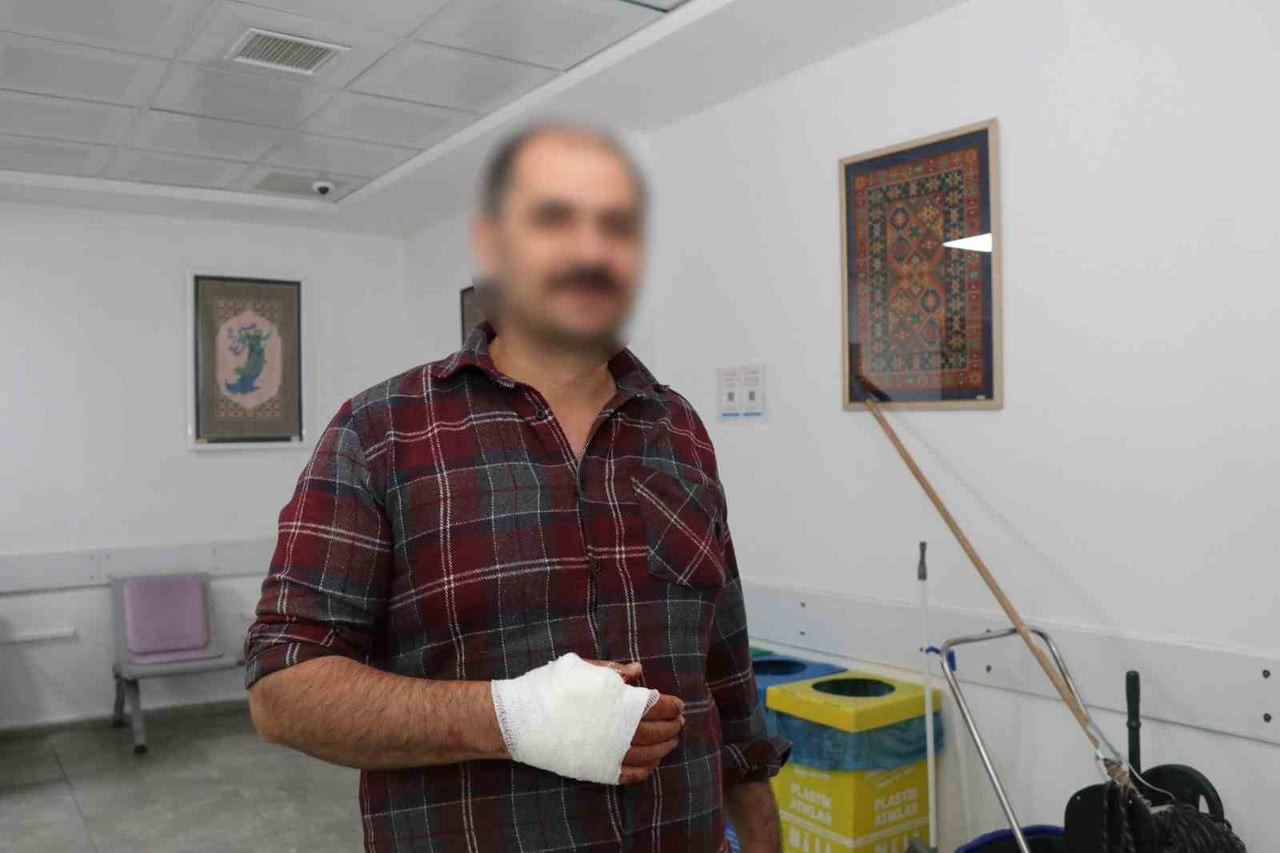 HER YIL OLDUĞU GİBİ BU BAYRAMDA DA ACEMİ KASAPLAR ACİL SERVİSTE YOĞUNLUK OLUŞTURDU