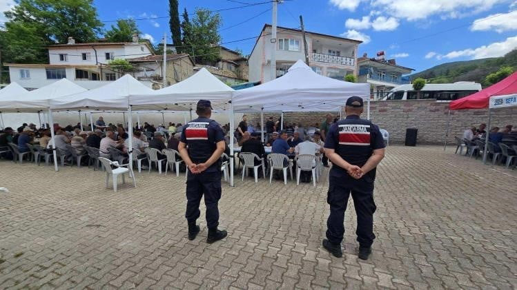 HIDIRELLEZ ŞENLİĞİNDE 600 VATANDAŞ BİLGİLENDİRİLDİ