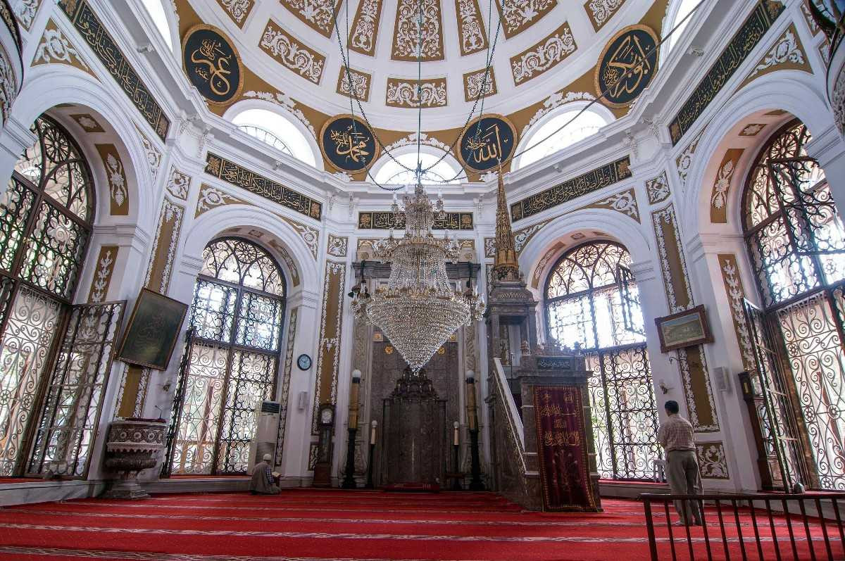 Hırka - i Şerif Cami