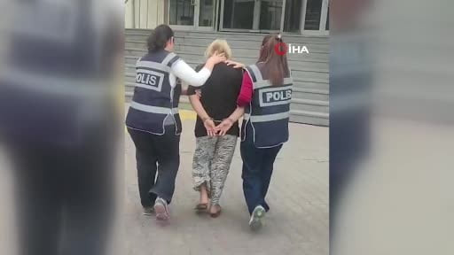 Hırsızlık suçundan 70 yıl cezası bulunan kadın polisten kaçamadı