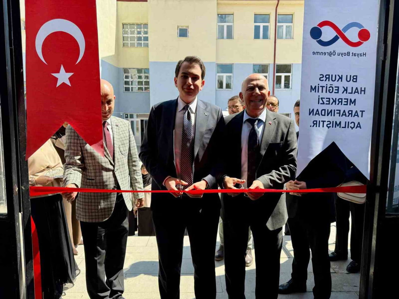 HİSARCIK’TA GİYİM SERGİSİ AÇILDI