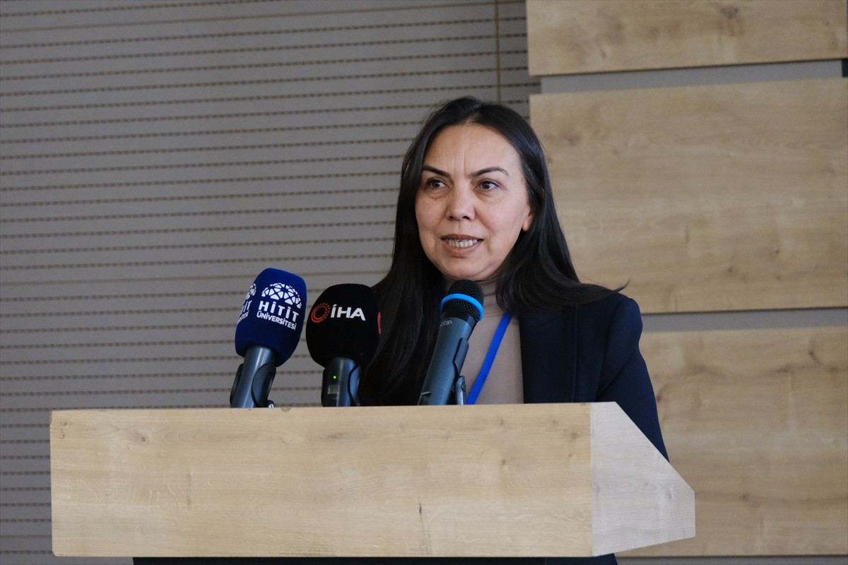 Hitit Üniversitesi Kadın ve Aile Sorunları Uygulama ve Araştırma Merkezi (HÜKAM) tarafından "Kadın...