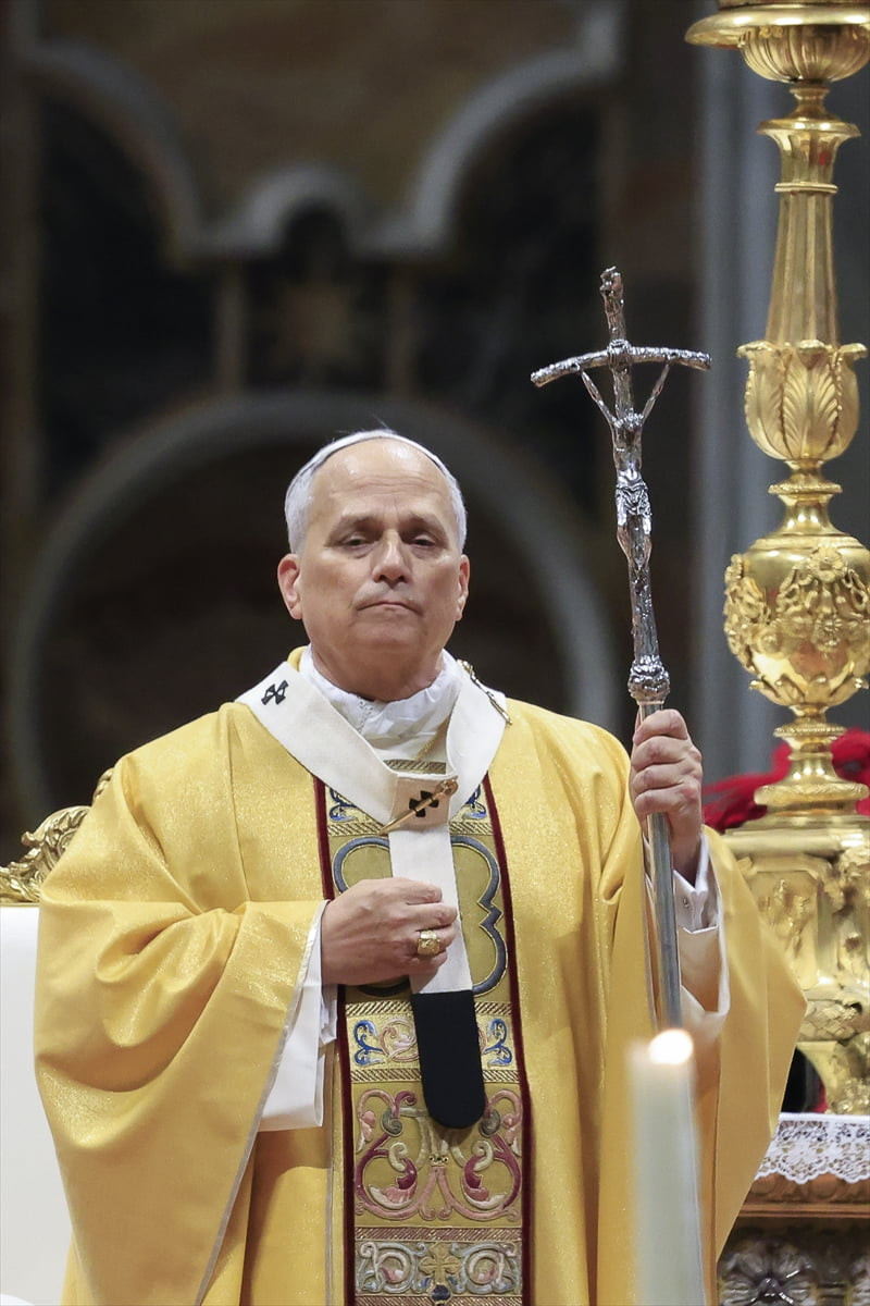 Hristiyanlıkta Hazreti İsa'nın doğumunun kutlandığı Noel Yortusu dolayısıyla Vatikan Devlet...