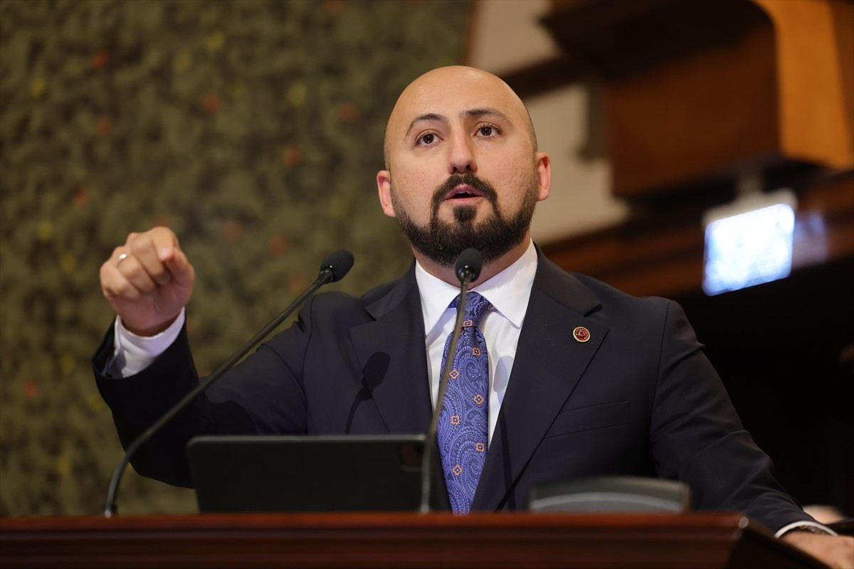 İBB Meclisi kasım ayı toplantılarının dördüncü oturumu, Meclis 2. Başkanvekili Gökhan Gümüşdağ...