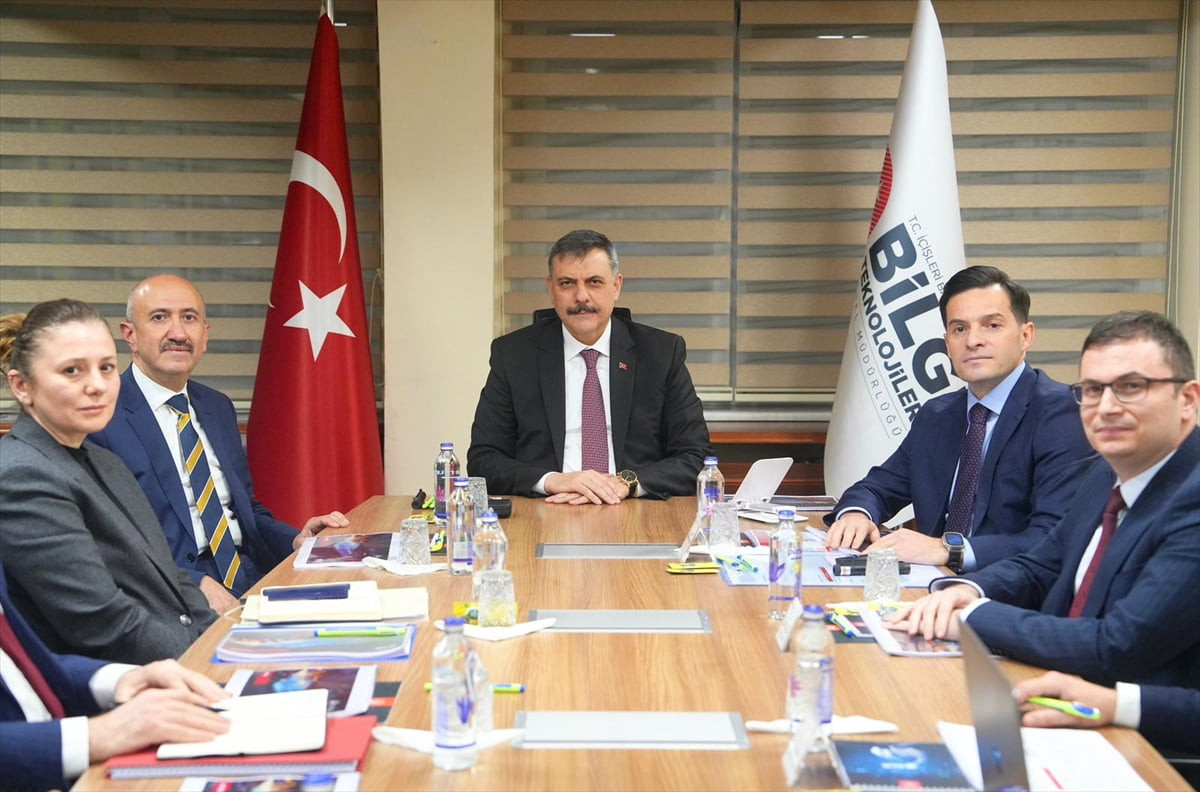 İçişleri Bakanı Mustafa Çiftçi, Bilgi Teknolojileri Genel Müdürlüğüne ziyarette bulundu....