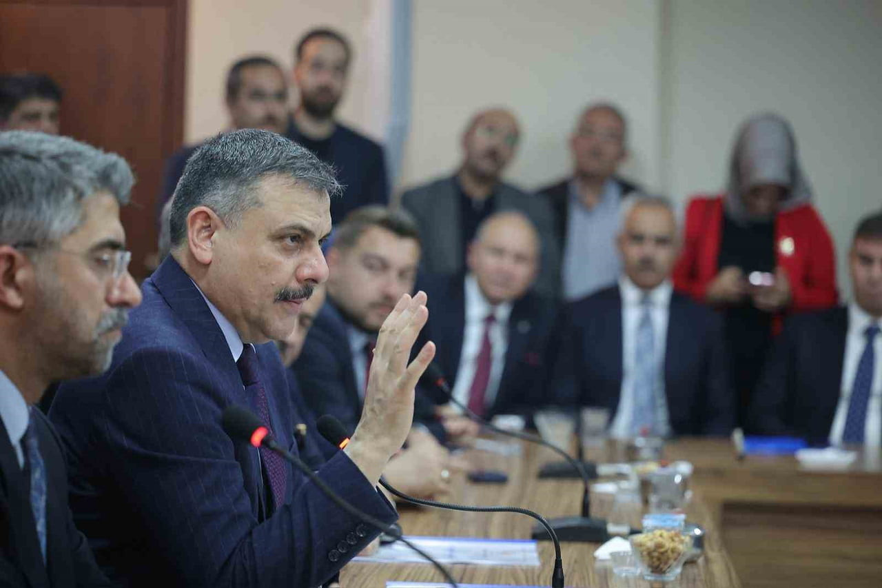 İÇİŞLERİ BAKANI MUSTAFA ÇİFTÇİ, ERZURUM ZİYARET PROGRAMI ÇERÇEVESİNDE AK PARTİ ERZURUM İL...