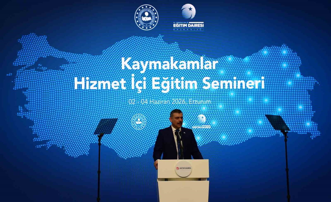 İÇİŞLERİ BAKANI MUSTAFA ÇİFTÇİ, ERZURUM’DA 32 İLDEN 150 KAYMAKAMIN KATILDIĞI TOPLANTIDA YAPTIĞI...