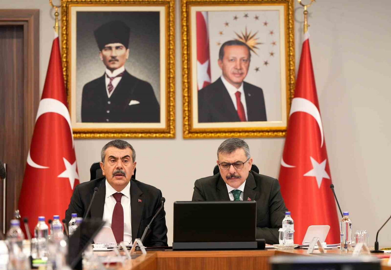 İÇİŞLERİ BAKANI MUSTAFA ÇİFTÇİ VE MİLLİ EĞİTİM BAKANI YUSUF TEKİN'İN, 81 İLİN VALİSİ VE İL MİLLİ...