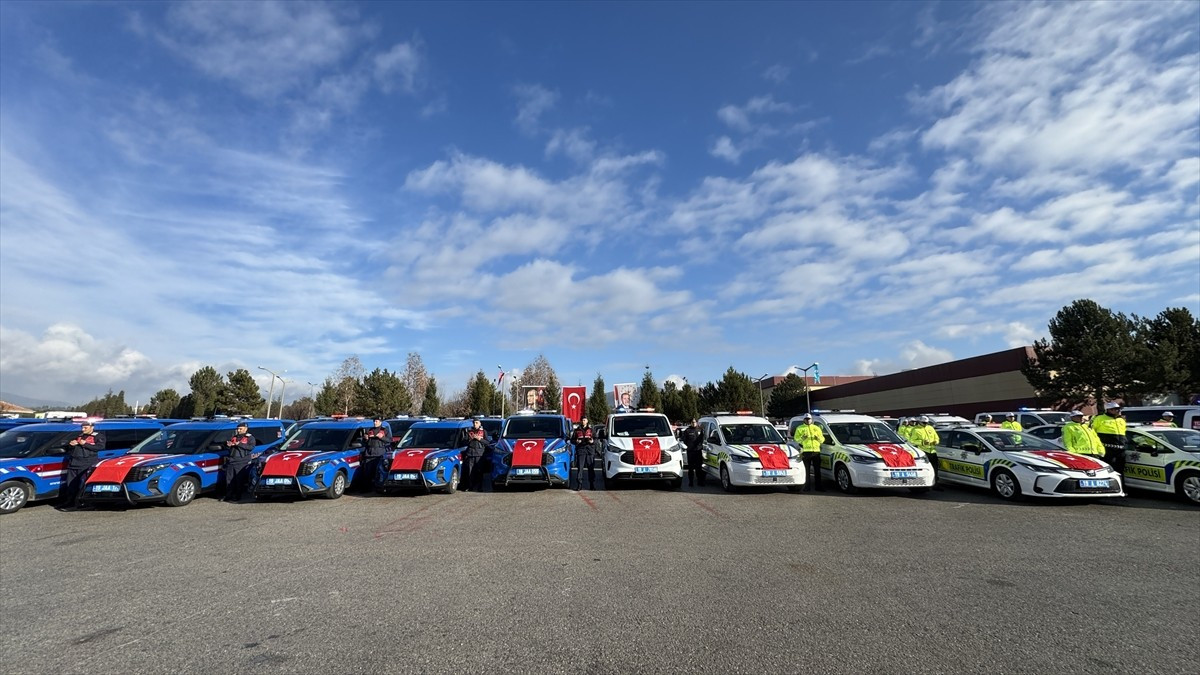 İçişleri Bakanlığınca, Çorum Belediyesi ve Çorum İl Özel İdaresi ile hayırsever iş insanlarının...