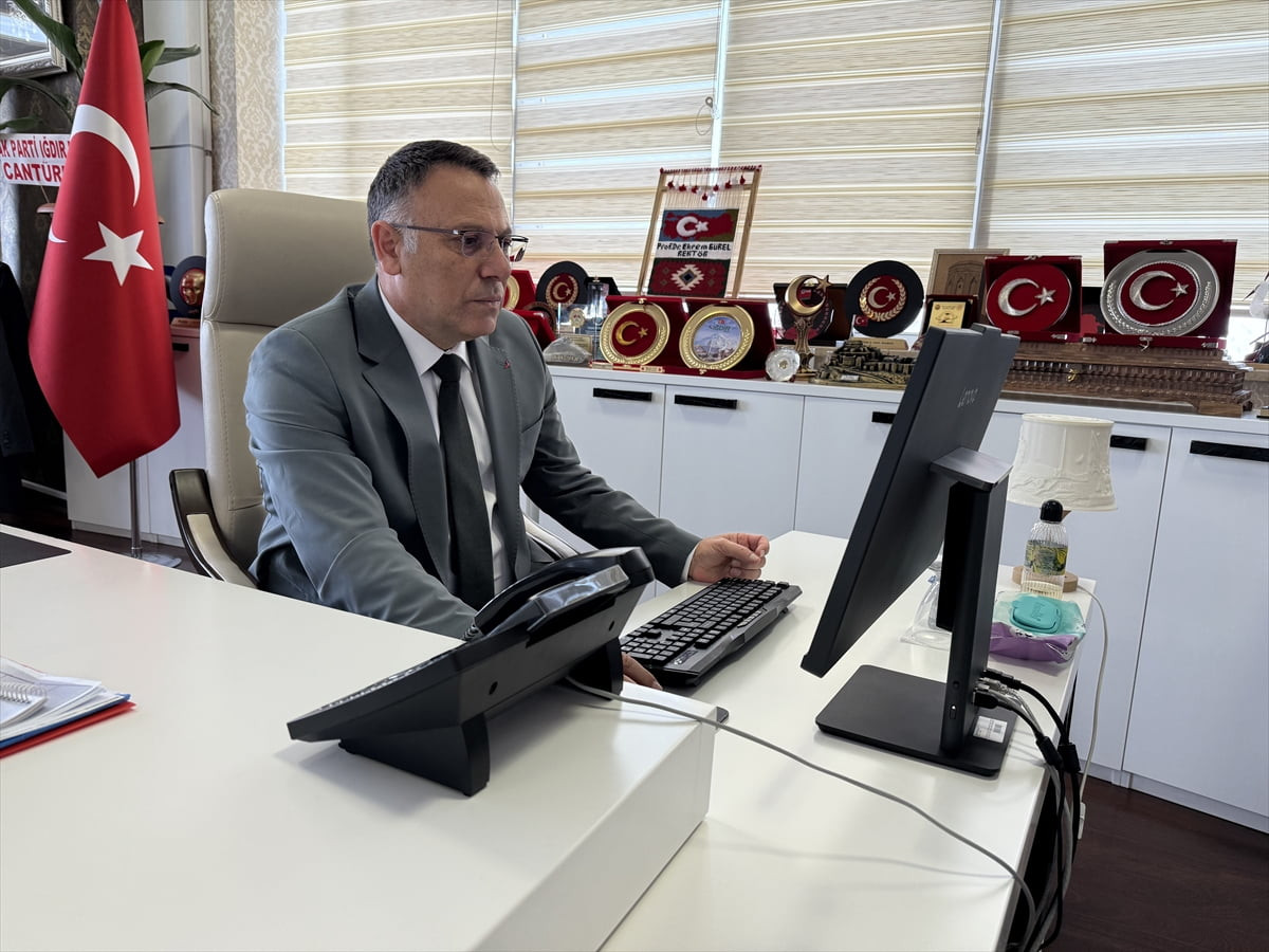 Iğdır Üniversitesi Rektörü Prof. Dr. Ekrem Gürel, Anadolu Ajansının (AA) gözünden 2025'e damga...