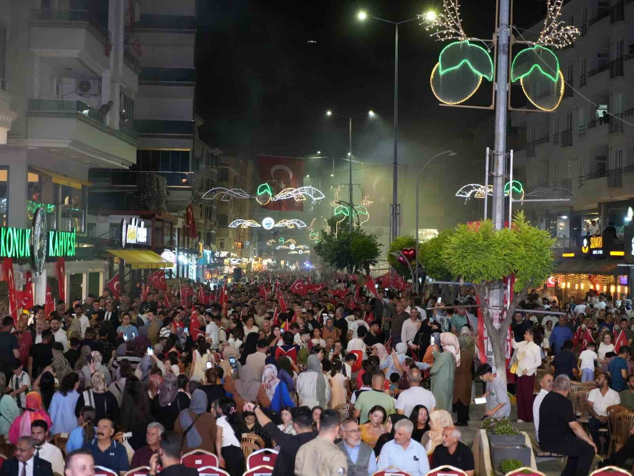 IĞDIR'DA 15 TEMMUZ ŞEHİTLERİNİ ANMA PROGRAMI DÜZENLENDİ