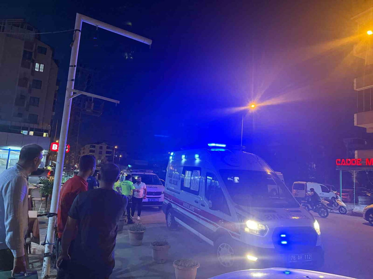 IĞDIR'DA OTOMOBİLİN ÇARPTIĞI YAŞLI ADAM YARALANDI