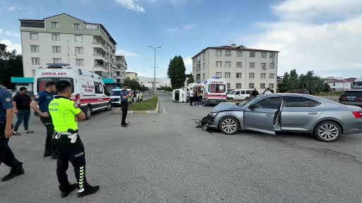 Iğdır’da araçlar çarpıştı: 4 yaralı