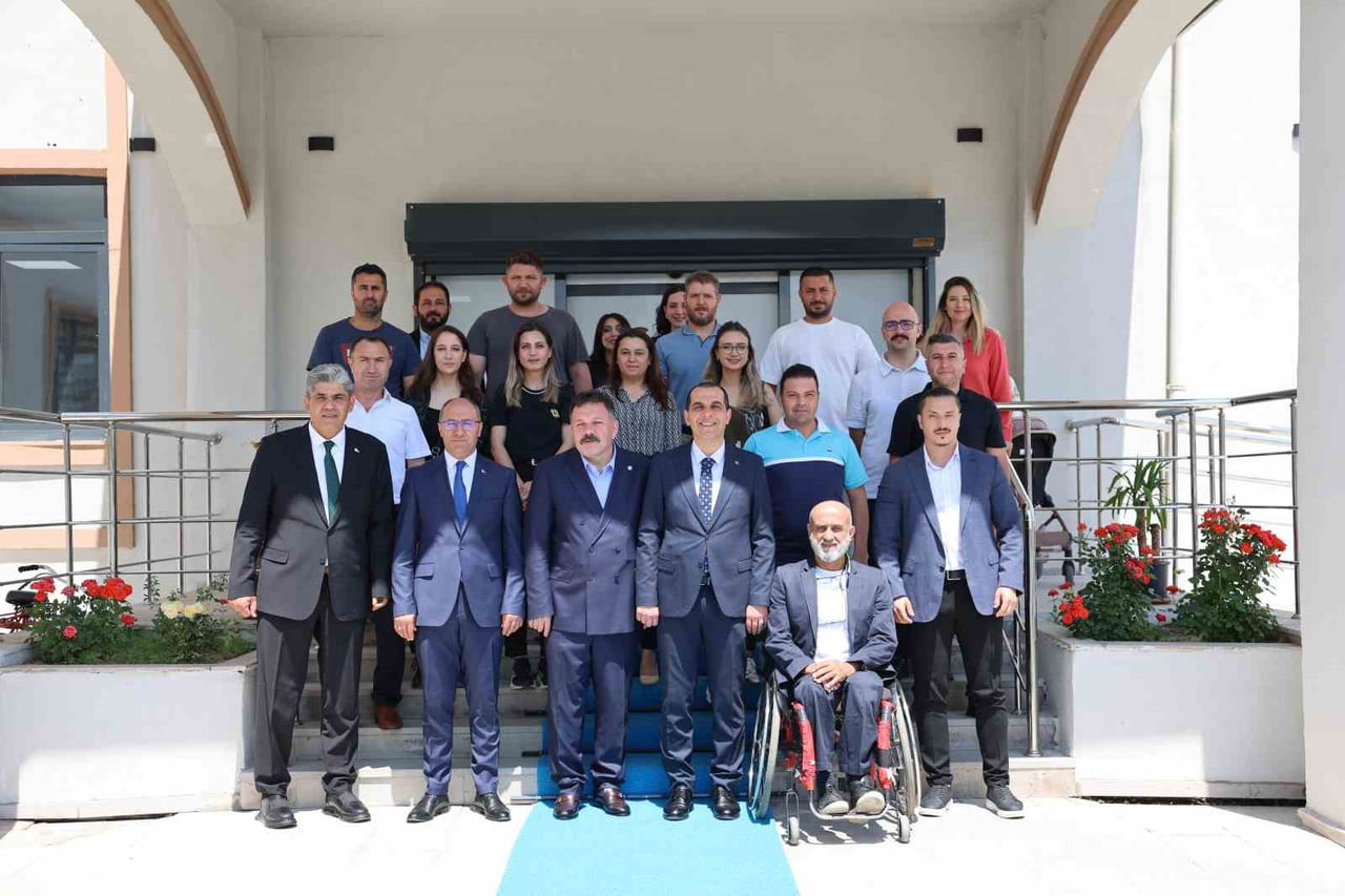 IĞDIR’DA ENGELLİ BİREYLERLE ETKİLİ İLETİŞİM VE ERİŞİLEBİLİRLİK EĞİTİMİ...