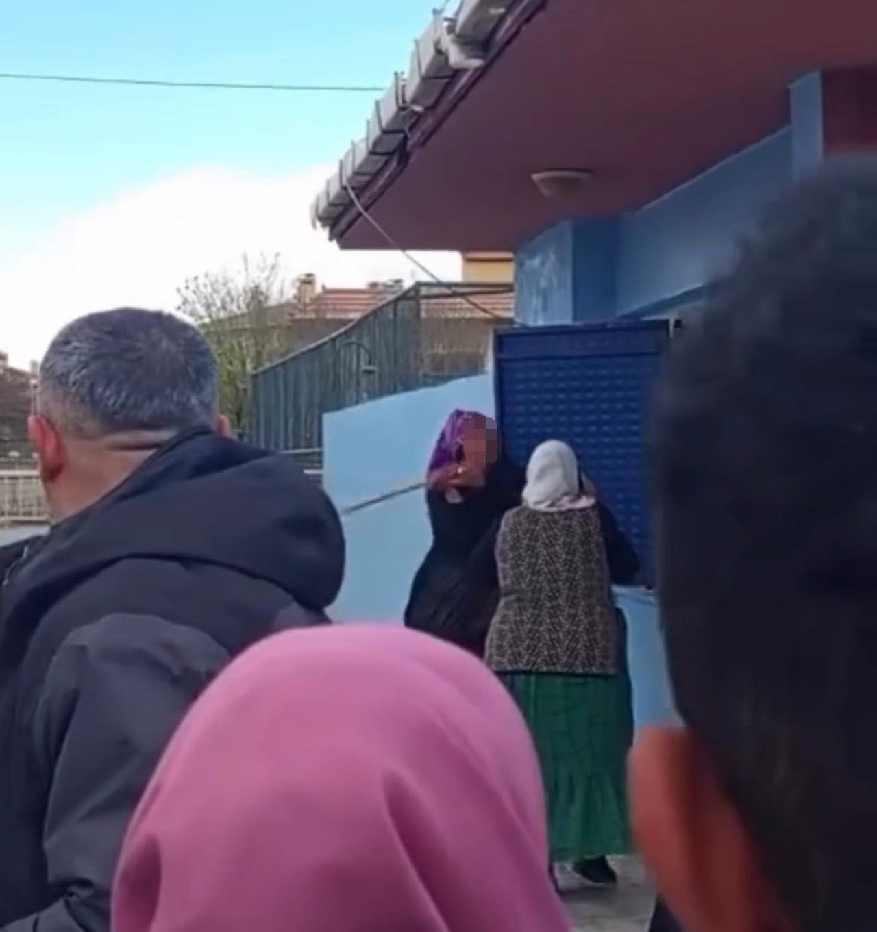 IĞDIR’DA OKUL BAHÇESİNDE KAVGA