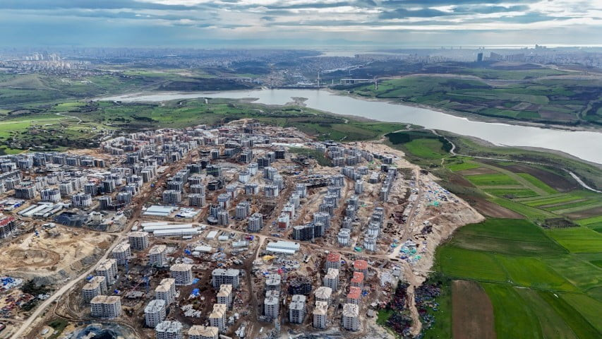 İHA FOTO MUHABİRİ AHMET FARUK SARIKOÇ’UN ARNAVUTKÖY’DE ÇEKTİĞİ FOTOĞRAF "YILIN BASIN FOTOĞRAFI"...
