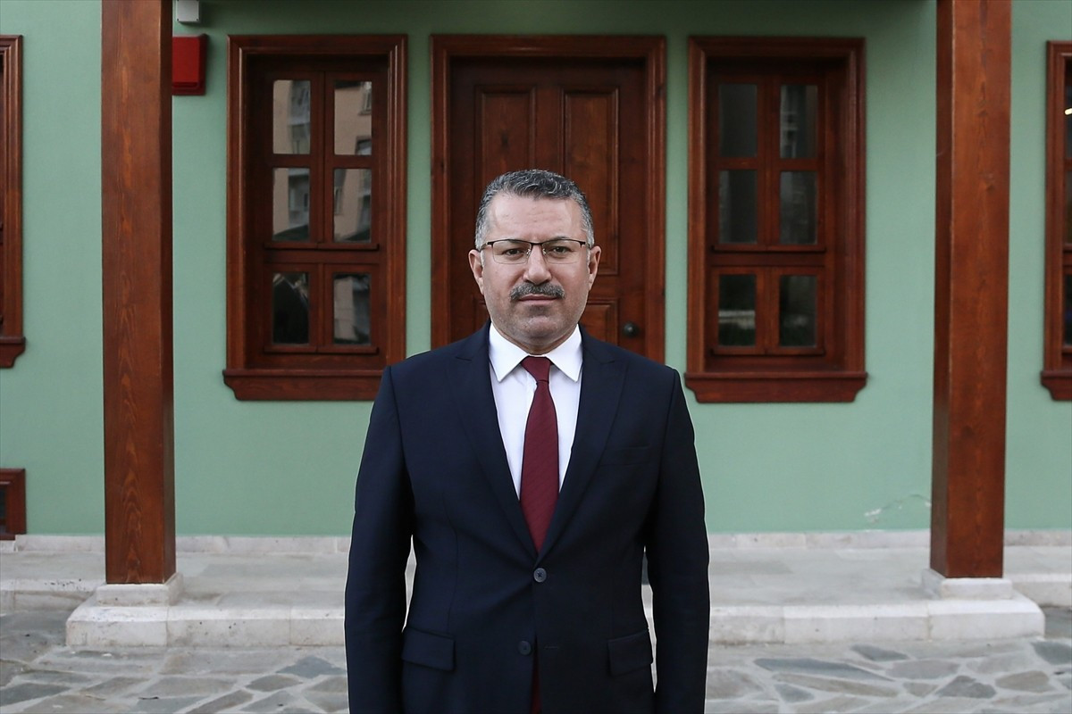 İhtiyaç duyulan alanlarda yeni kamu politikalarının üretilmesi amacıyla Karabük Üniversitesi...