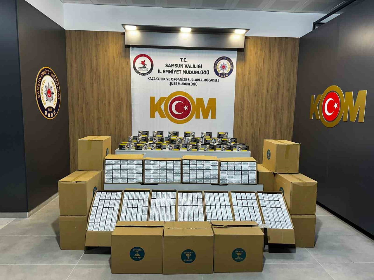 İKİ AYRI KAÇAKÇILIK OPERASYONUNDA 410 BİN ADET KAÇAK MAKARON ELE GEÇİRİLDİ.
