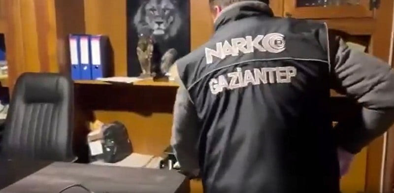 İL EMNİYET MÜDÜRLÜĞÜ NARKOTİK SUÇLARLA MÜCADELE EKİPLERİ 3 AY İÇERİSİNDE KENT GENELİNDE...