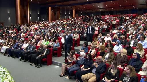 İletişim Başkanı Duran: "Çocuklarımızın dijital alandaki mahrumiyeti, sosyal medyadaki beğeni...