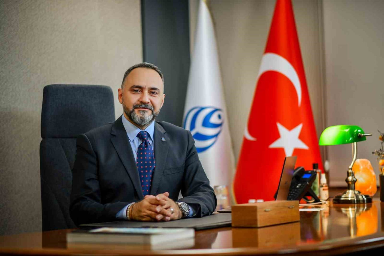 İLİM YAYMA VAKFI GENEL MÜDÜRÜ İDRİS TANKUT KÜSMEZER