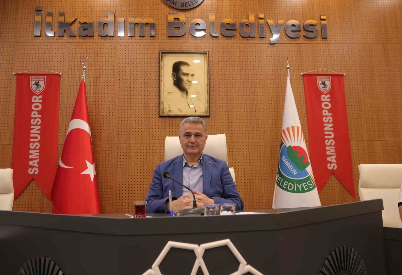 İLKADIM BELEDİYE BAŞKANI İHSAN KURNAZ